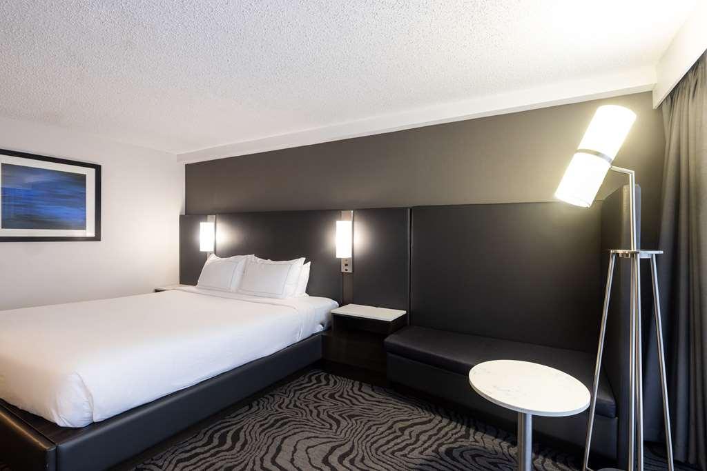 Doubletree By Hilton Calgary North Hotel ห้อง รูปภาพ