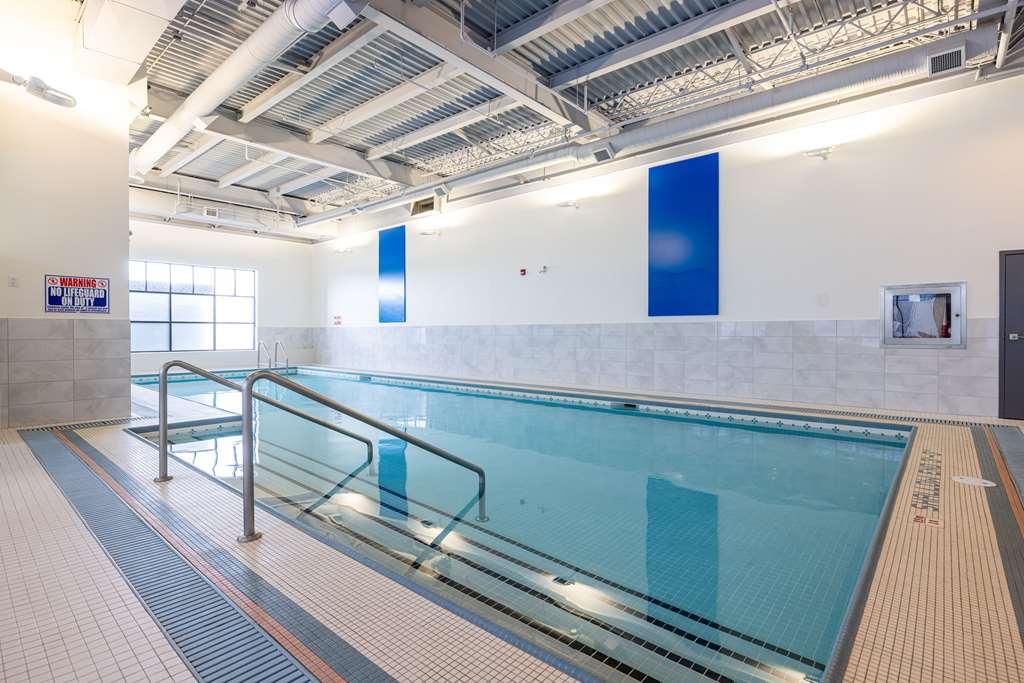 Doubletree By Hilton Calgary North Hotel สิ่งอำนวยความสะดวก รูปภาพ