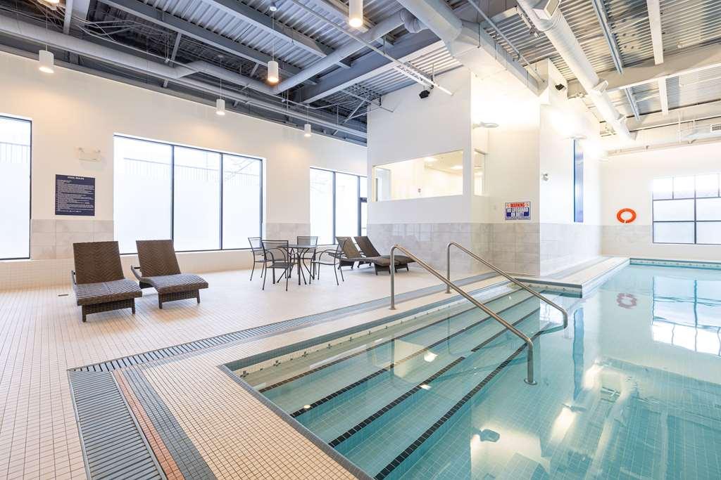 Doubletree By Hilton Calgary North Hotel สิ่งอำนวยความสะดวก รูปภาพ